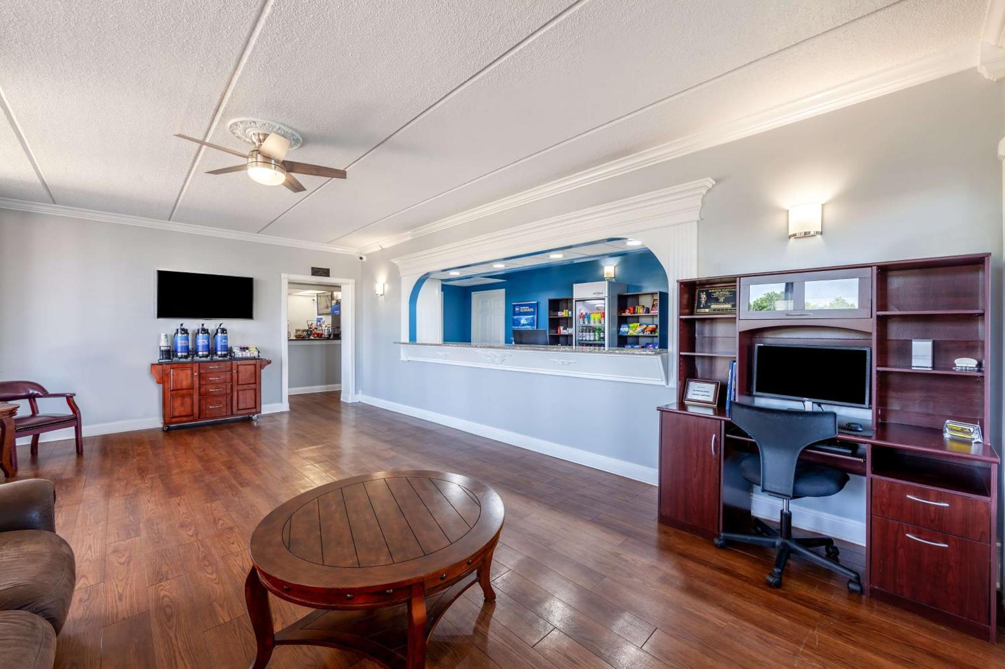 Quality Inn Barbourville Экстерьер фото